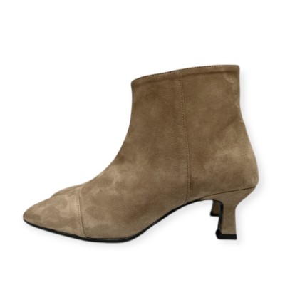 stivaletto Giuly in camoscio beige